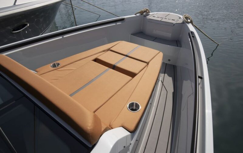 split-luxury-private-boat-trip-to-hvar-pakleni-islands