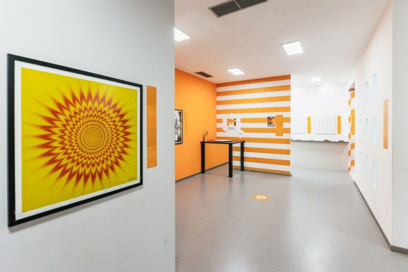 split-museum-of-illusions-entrance-ticket