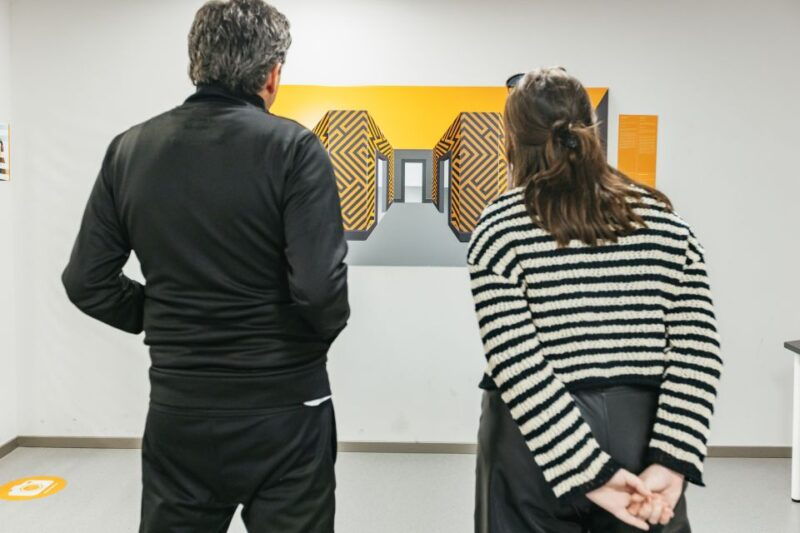 split-museum-of-illusions-entrance-ticket