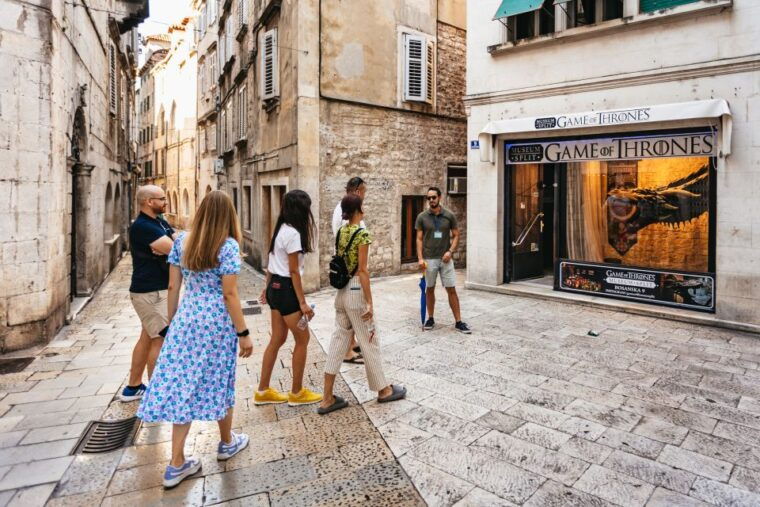 split-old-town-and-diocletian-palace-walking-tour