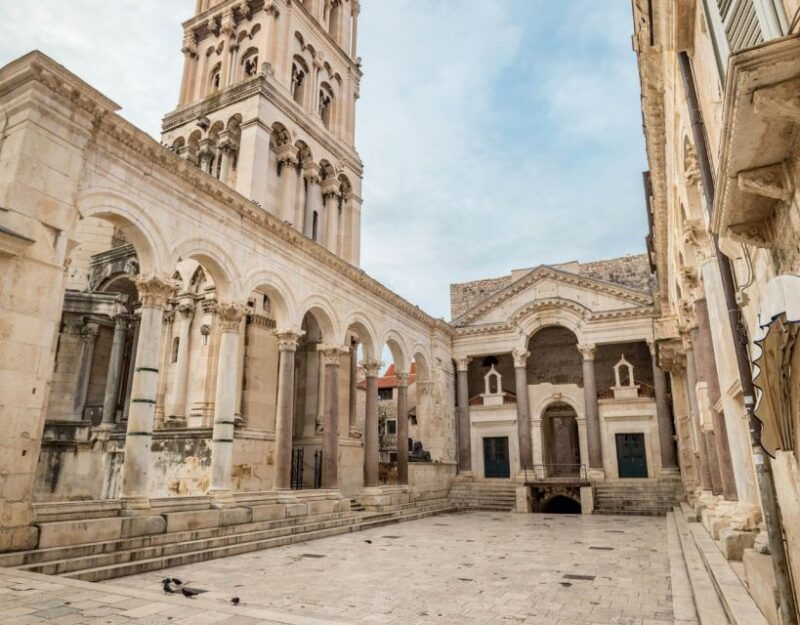 split-old-town-highlights-early-bird-walking-tour