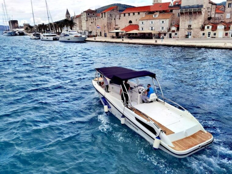split-or-trogir-blue-cave-vis-and-hvar-speedboat-day-trip