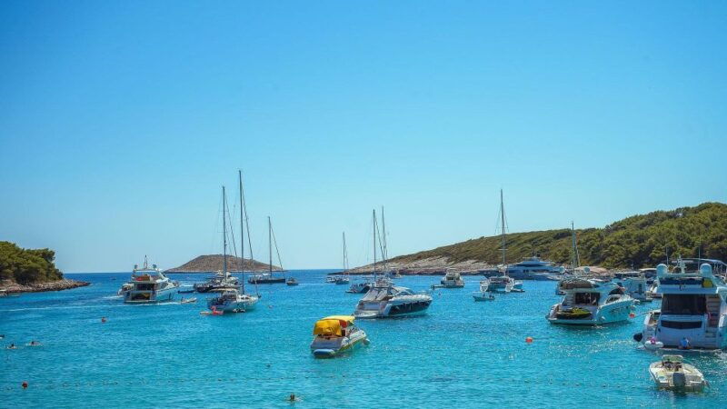split-or-trogir-blue-cave-vis-and-hvar-speedboat-tour
