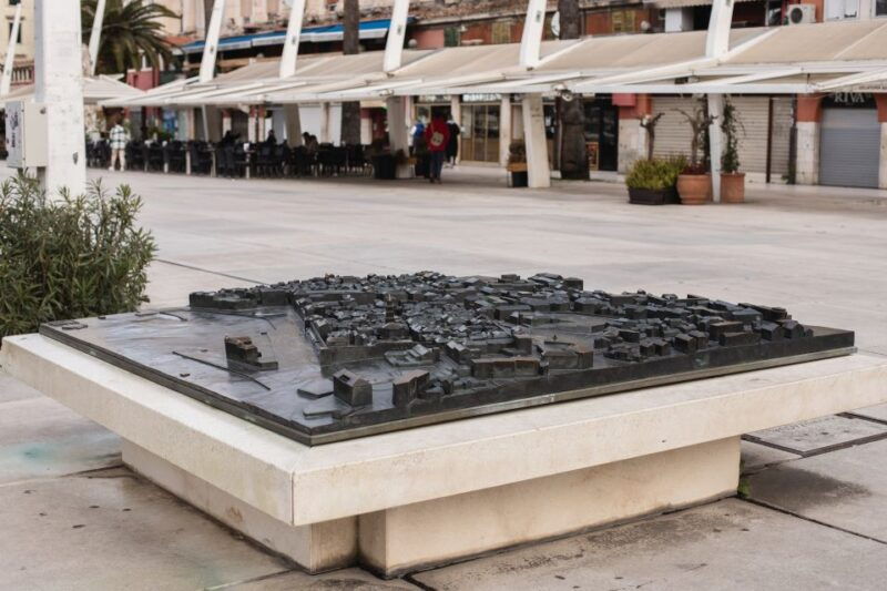 split-palace-old-town-private-walking-tour-entrance-incl