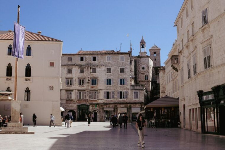 split-palace-old-town-private-walking-tour-entrance-incl