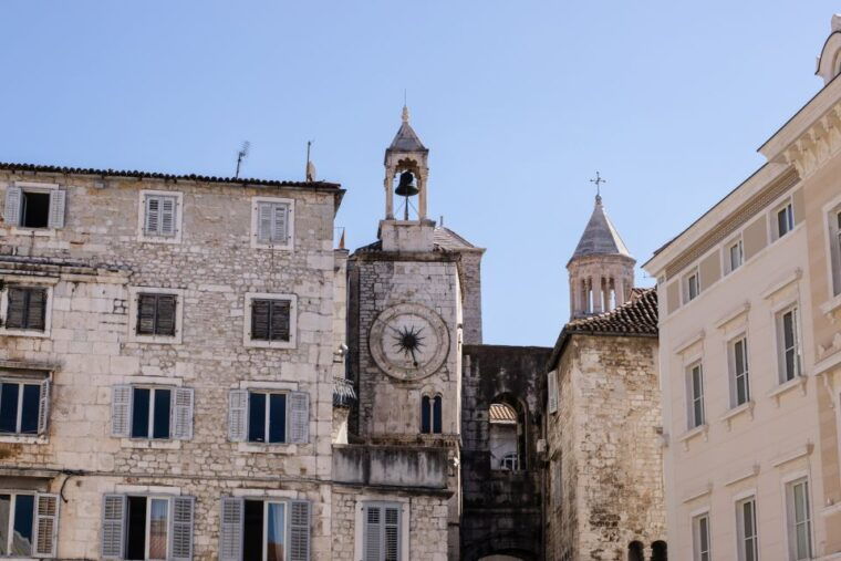 split-palace-old-town-private-walking-tour-entrance-incl