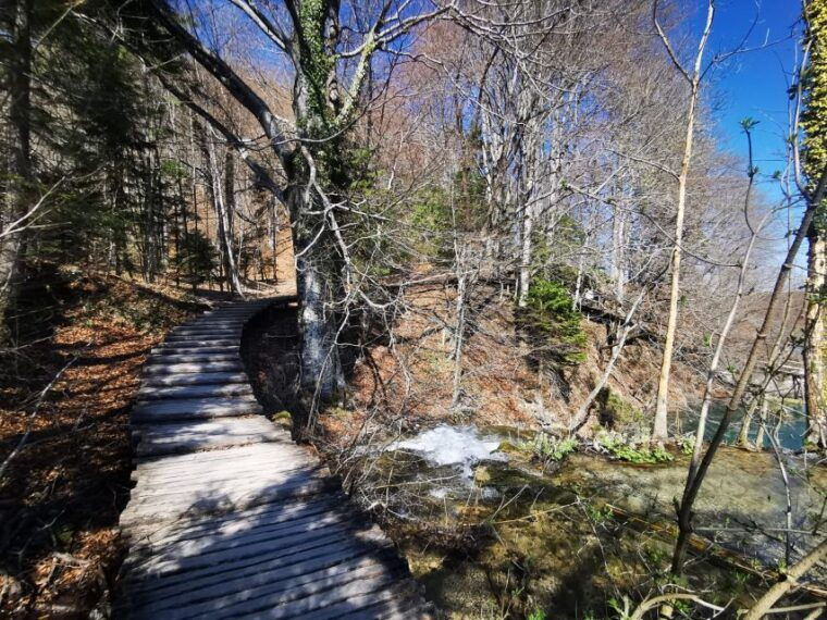 split-plitvice-lakes-guided-day-tour-with-entry-tickets