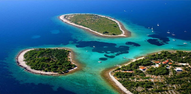 Split: Private Blue Lagoon 3 islands with speed boat - FAQ