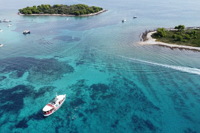 split-private-boat-tour-for-a-groups-up-to-42-people