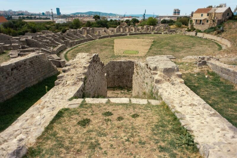 split-private-tour-to-salona-vitturi-castle-and-trogir