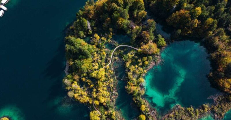 split-self-guided-plitvice-lakes-day-tour-with-boat-ride