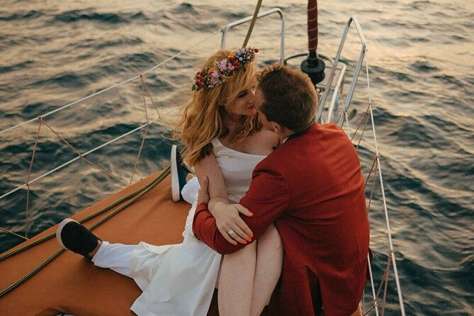 split-small-group-half-day-sailing-trip