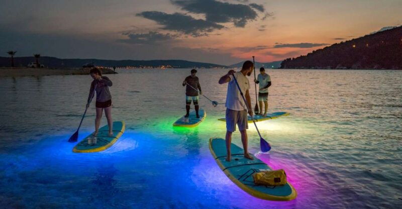 split-stand-up-paddleboard-night-glow-tour