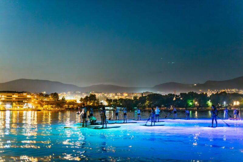 split-stand-up-paddleboard-night-glow-tour