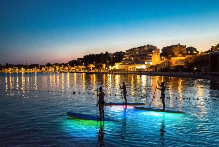 split-stand-up-paddleboard-night-glow-tour