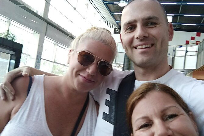 split-to-split-airport-private-transfer-1-8-pax-door-to-door-transfer