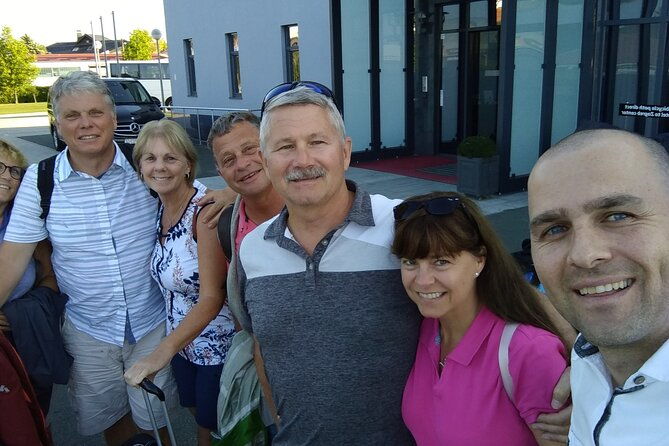 split-to-split-airport-private-transfer-1-8-pax-door-to-door-transfer