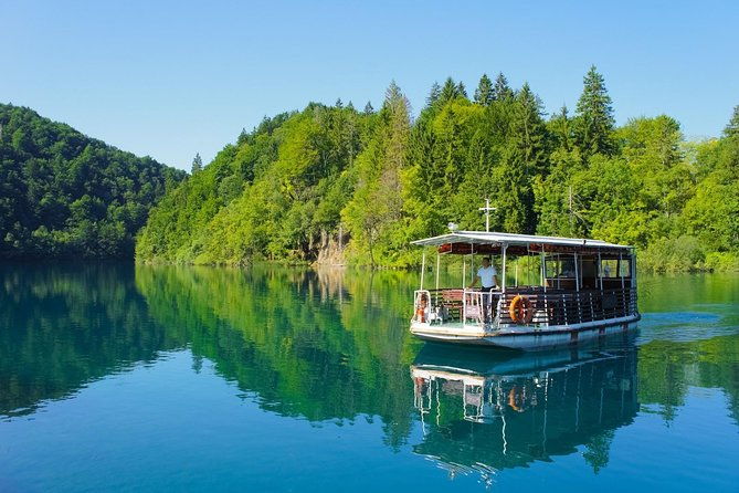 split-to-zagreb-group-transfer-with-plitvice-lakes-guided-tour