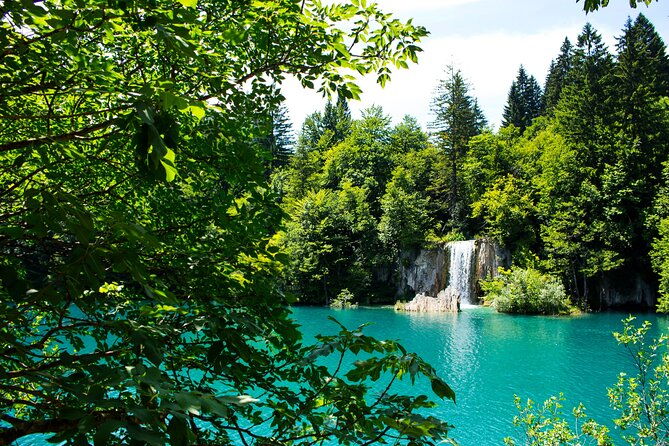 split-to-zagreb-private-transfer-via-plitvice-lakes-national-park