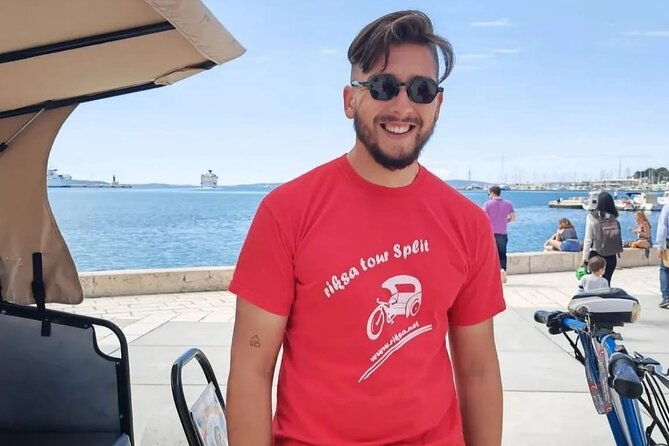 split-tour-in-private-electric-rickshaw