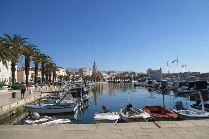 split-tour-in-private-electric-rickshaw