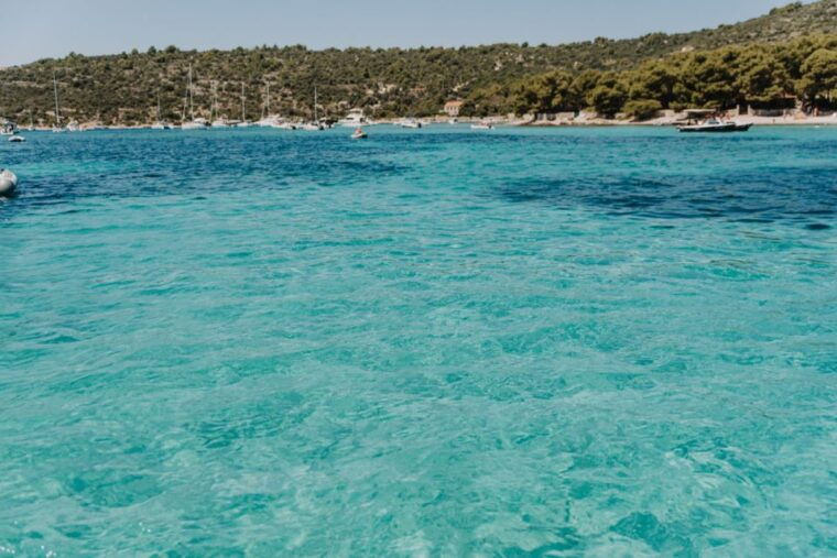 split-trogir-blue-lagoon-and-3-islands-speedboat-tour-2