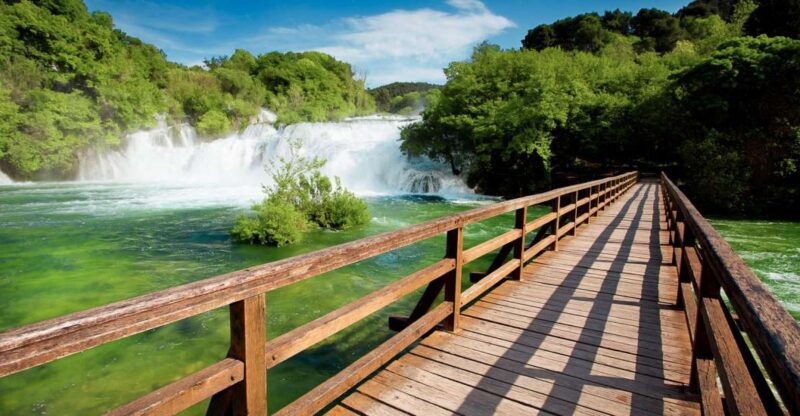 split-trogir-krka-waterfalls-swimming-in-primosten-2