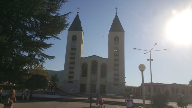 split-trogir-mostar-and-medjugorje-tour-with-wine-tasting