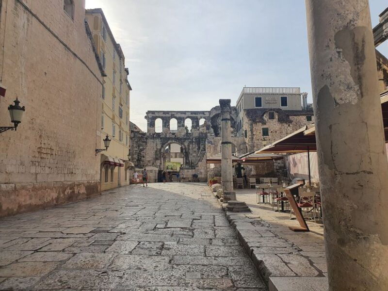 split-walking-tour-of-split-with-a-magister-of-history