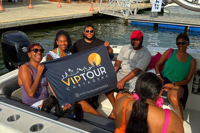 sport-boat-rosario-island-lunch-on-private-island-cholon-baru