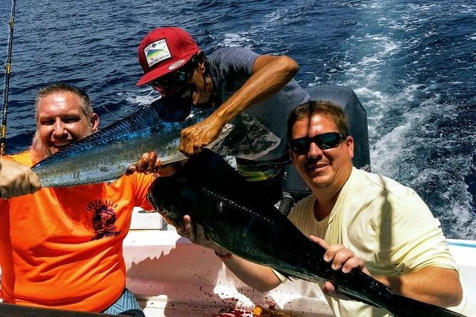 sport-fishing-at-el-coco-in-guanacaste-inshore-half-day-tour-in-the-pacific-side