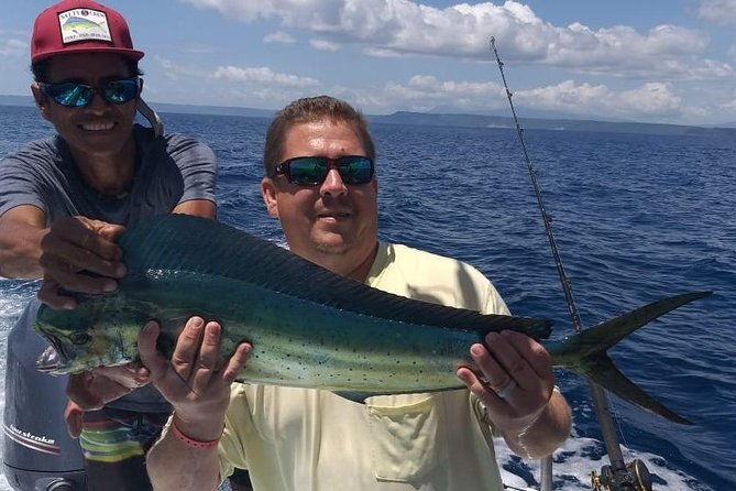 sport-fishing-at-el-coco-in-guanacaste-inshore-half-day-tour-in-the-pacific-side
