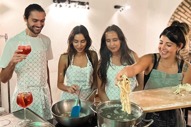 spritz-and-spaghetti-small-group-tipsy-cooking-class