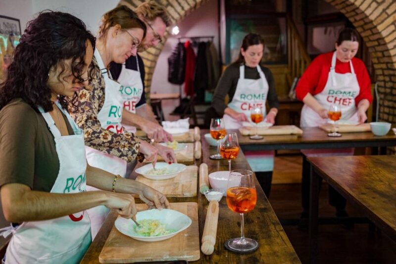 spritz-and-spaghetti-traditional-cooking-class-in-rome