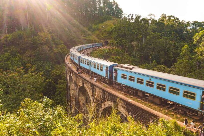 sri-lanka-3-day-private-tour-kandy-nuwara-eliya-ella