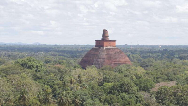 sri-lanka-4-day-tour-from-lion-rock-to-sacred-temples