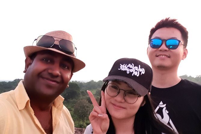 Sri Lanka Airport (BIA CMB) to Dambulla Pickup And Drop|Private Transfer - Who is This Transfer Best Suited For?