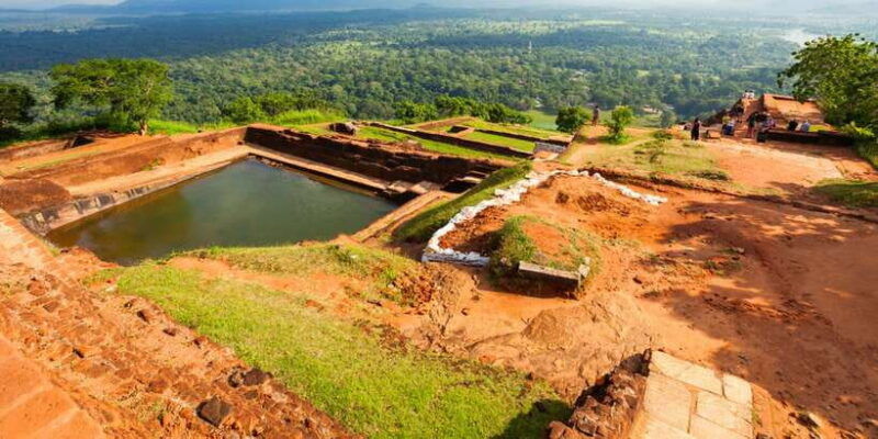 sri-lanka-bentota-day-trip-to-sigiriya-and-dambulla-temple