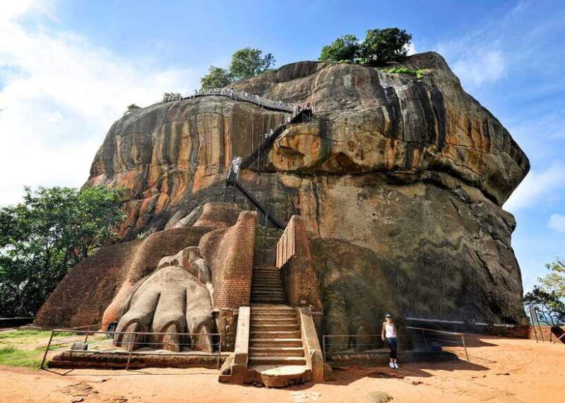 sri-lanka-cultural-triangle-private-2-day-tourwildlife-tour