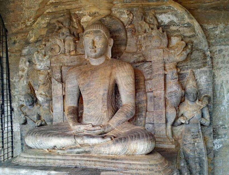 sri-lanka-private-10-day-round-tour-car-guide-hotels-food
