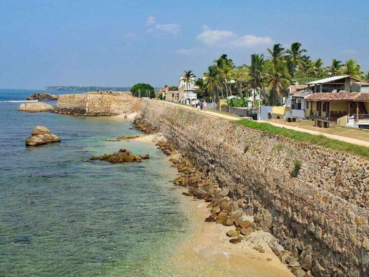 sri-lanka-private-10-day-round-tour-car-guide-hotels-food
