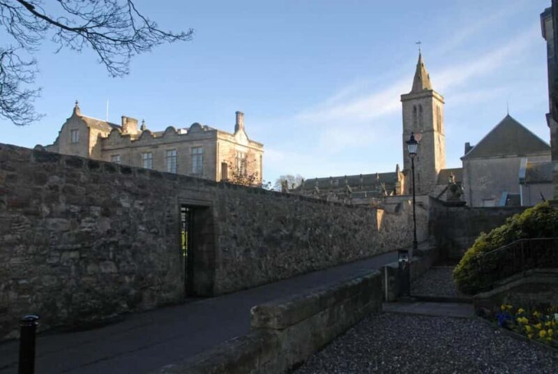 St. Andrews Scenic Stroll: A Private Walking Exploration - Key Points