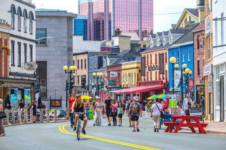 st-johns-guided-walking-tour-of-the-city