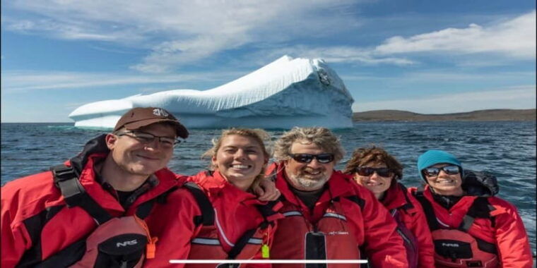st-johns-small-group-tour-with-iceberg-quest-boat-cruise