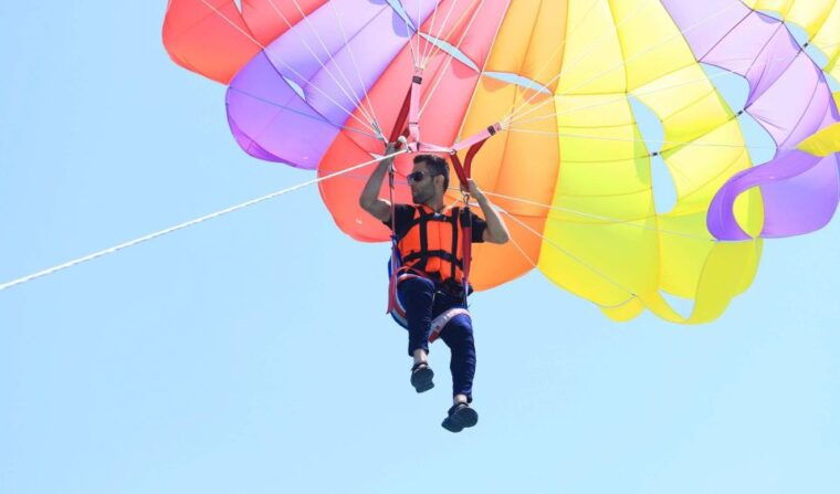 st-julians-parasailing-flight-with-photos-and-videos