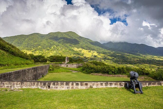 st-kitts-sightseeing-tour-to-brimstone-hill-fortress-with-beach-visit