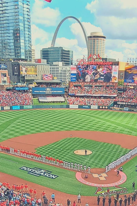 st-louis-cardinals-baseball-game-at-busch-stadium