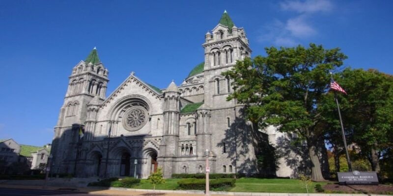 st-louis-guided-tour-with-boat-cruise-and-helicopter-ride