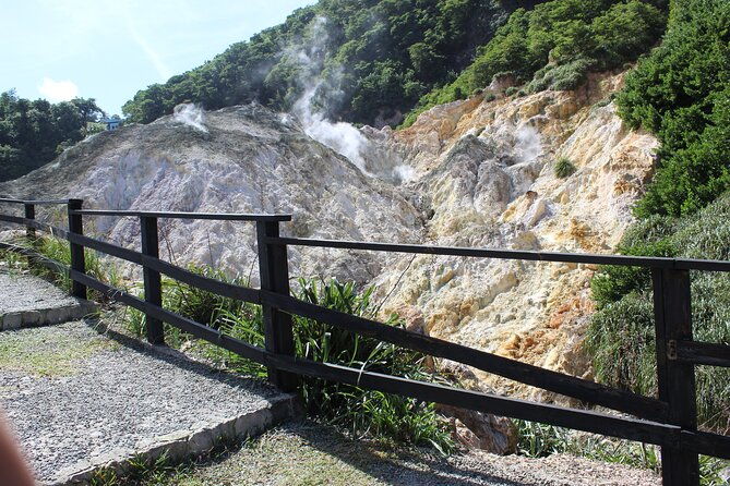 st-lucia-sulphur-springs-drive-in-volcano-tour-therapeutic-mud-baths