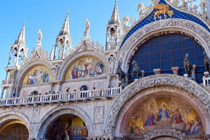st-marks-basilica-guided-tour-with-venice-canals-gondola-ride